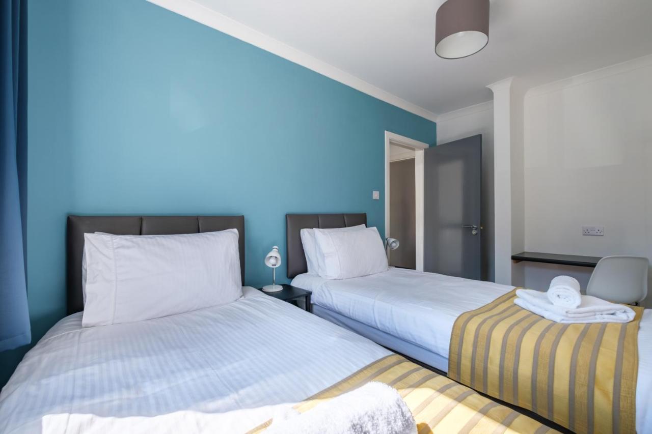 The Douglas - Spacious 2 Bed Apartment In Uddingston Exterior foto