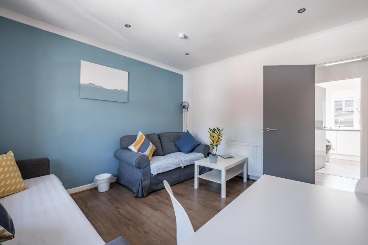The Douglas - Spacious 2 Bed Apartment In Uddingston Exterior foto