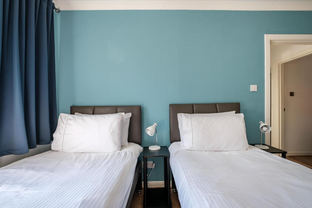 The Douglas - Spacious 2 Bed Apartment In Uddingston Exterior foto